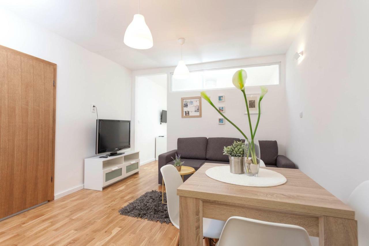 Apartment Mikula マカルスカ エクステリア 写真